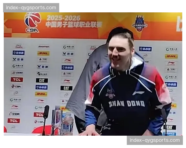 山东新援斯蒂尔首秀16加10，硬仗应对适配性评估